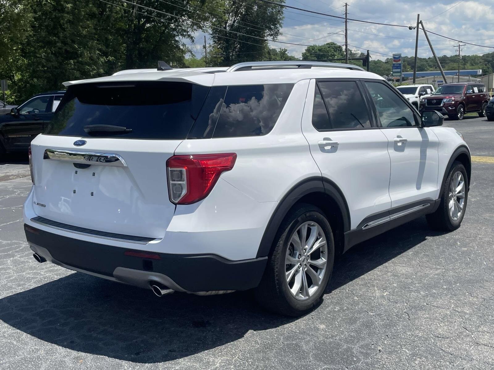 2024 Ford Explorer Limited photo 3