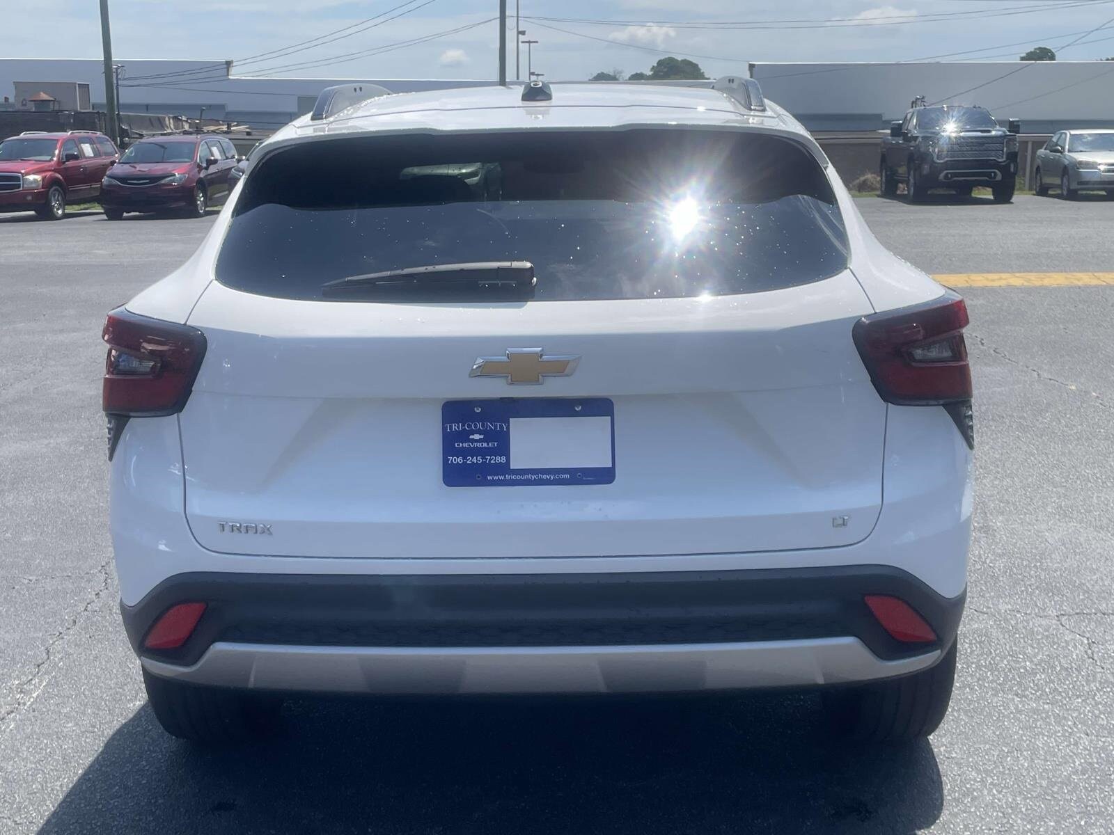 2025 Chevrolet Trax LT photo 3