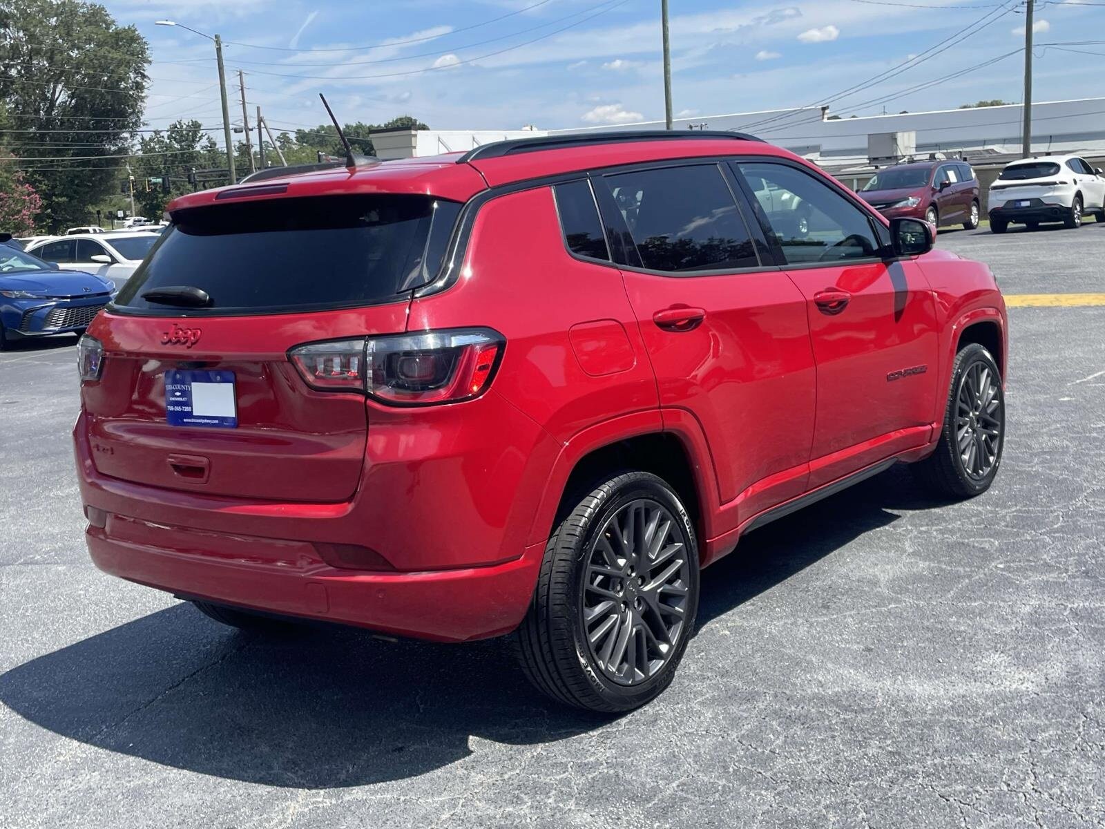 2023 Jeep Compass Limited Red Edition photo 3