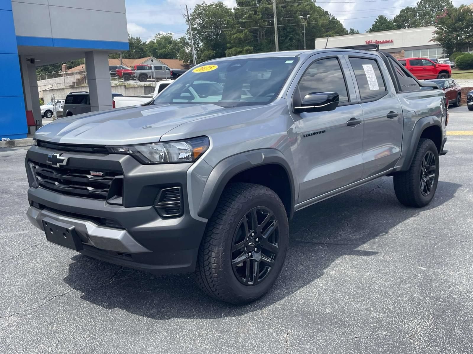 2025 Chevrolet Colorado Trail Boss - Photo 7