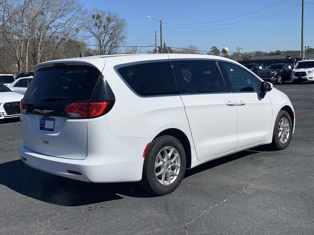 Used 2023 Chrysler Voyager LX