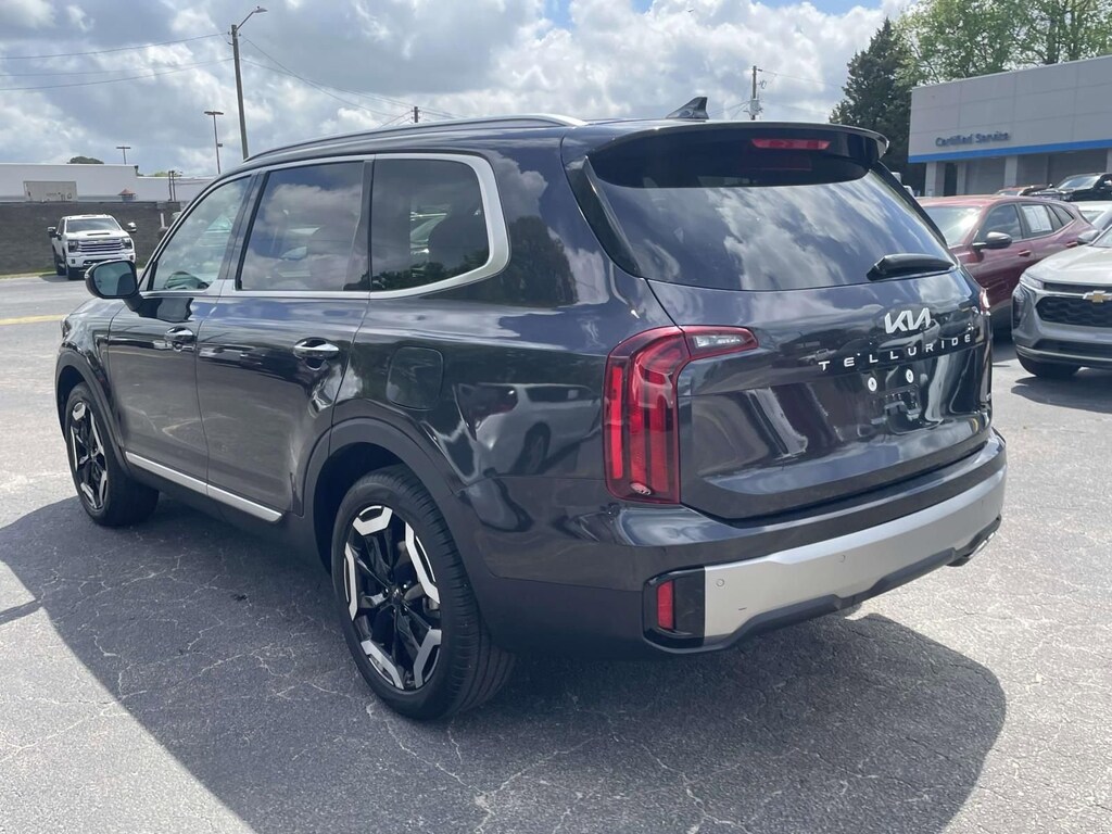Used 2025 Kia Telluride S
