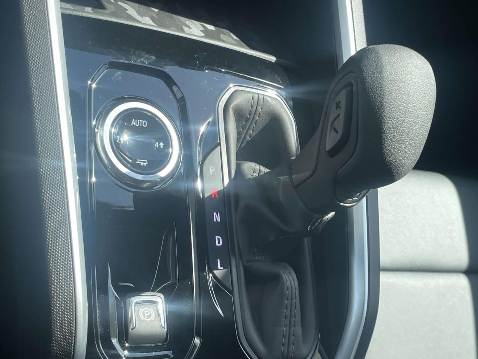 2026 Chevrolet Colorado Work Truck - Photo 13