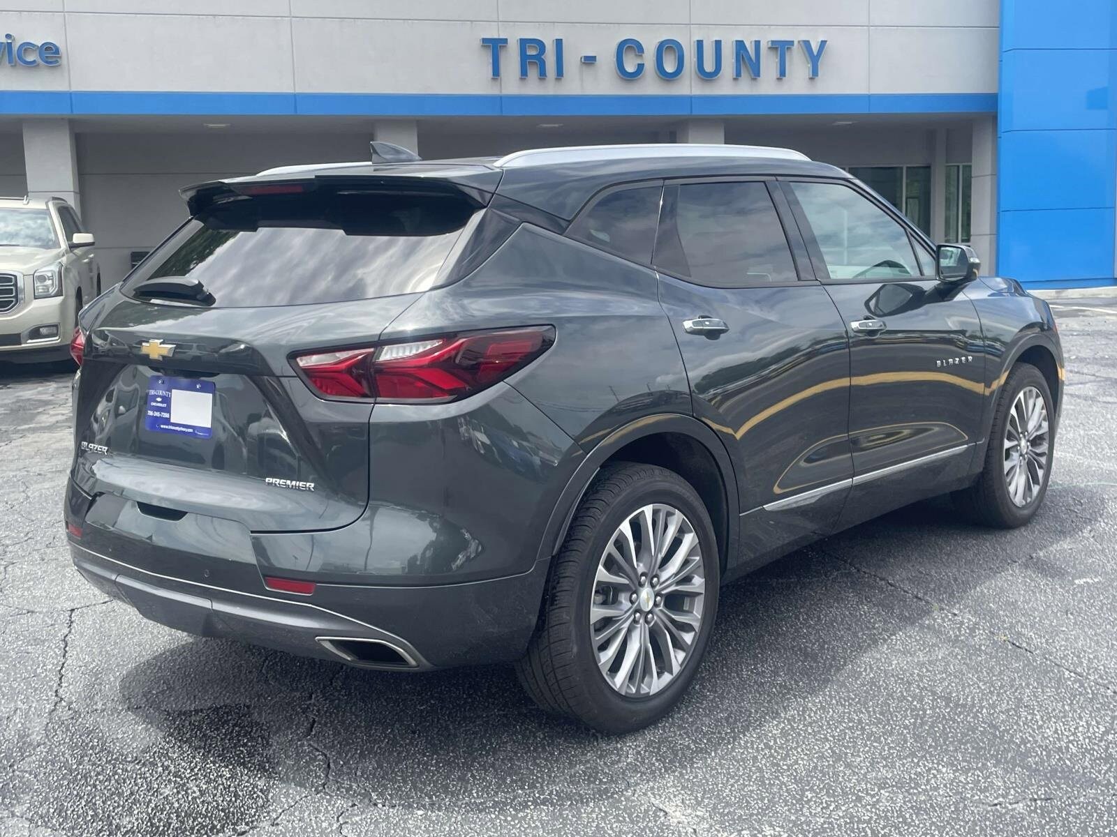 2020 Chevrolet Blazer Premier photo 2