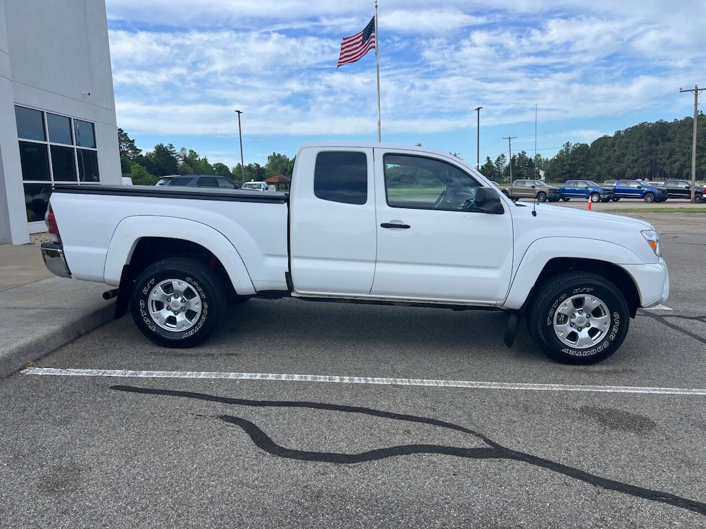 Used 2012 Toyota Tacoma Prerunner V6 4x2 4dr Access Cab 6.1 ft SB 5A Truck Access Cab
