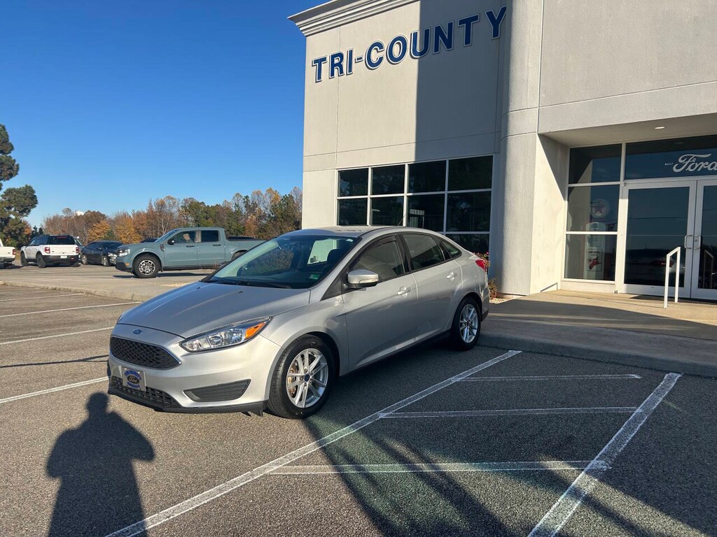 Used 2016 Ford Focus SE 4dr Sedan Sedan
