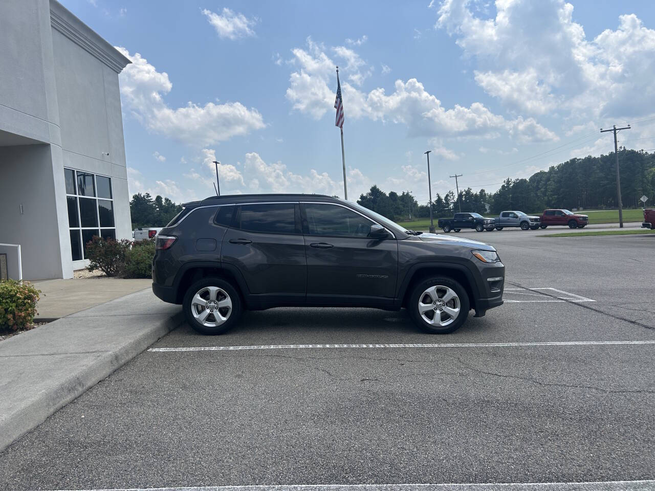 2021 Jeep Compass Latitude photo 4
