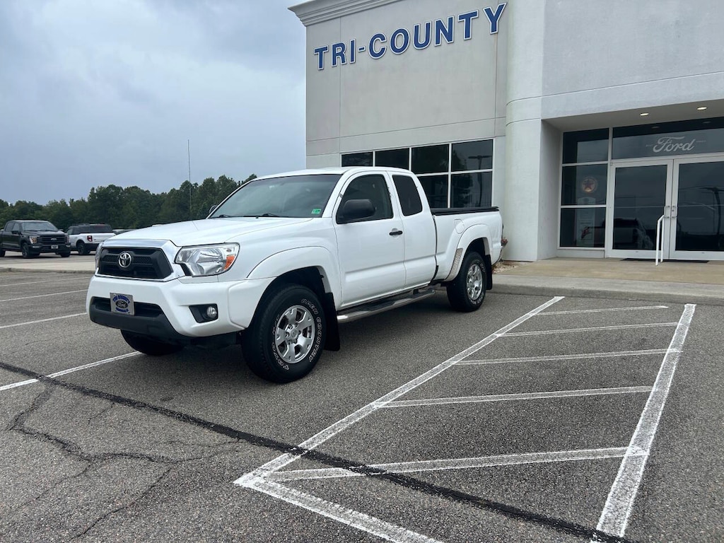 Used 2012 Toyota Tacoma Prerunner V6 4x2 4dr Access Cab 6.1 ft SB 5A Truck Access Cab