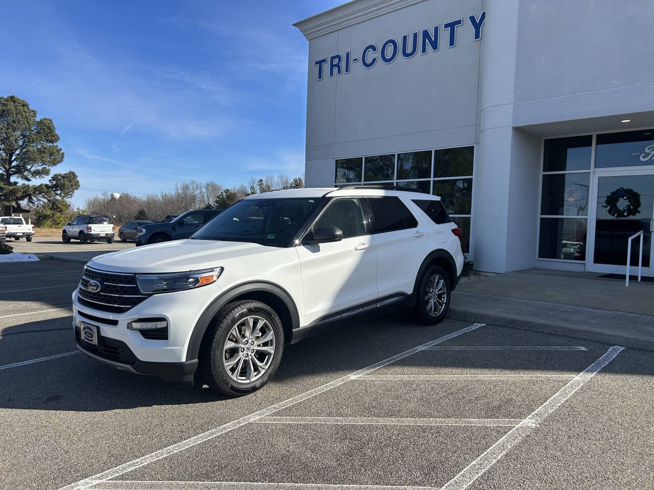 2022 Ford Explorer XLT's photo