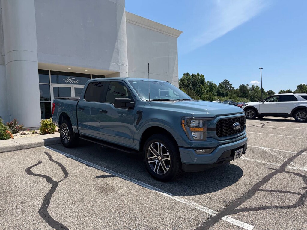 Used 2023 Ford F-150 XL 4x4 4dr Supercrew 5.5 ft. SB Truck SuperCrew Cab
