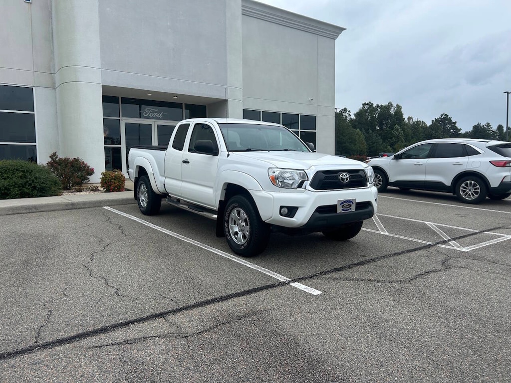 Used 2012 Toyota Tacoma Prerunner V6 4x2 4dr Access Cab 6.1 ft SB 5A Truck Access Cab