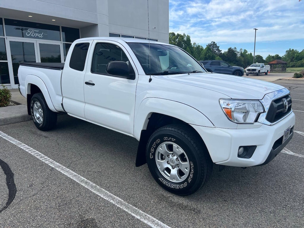 Used 2012 Toyota Tacoma Prerunner V6 4x2 4dr Access Cab 6.1 ft SB 5A Truck Access Cab