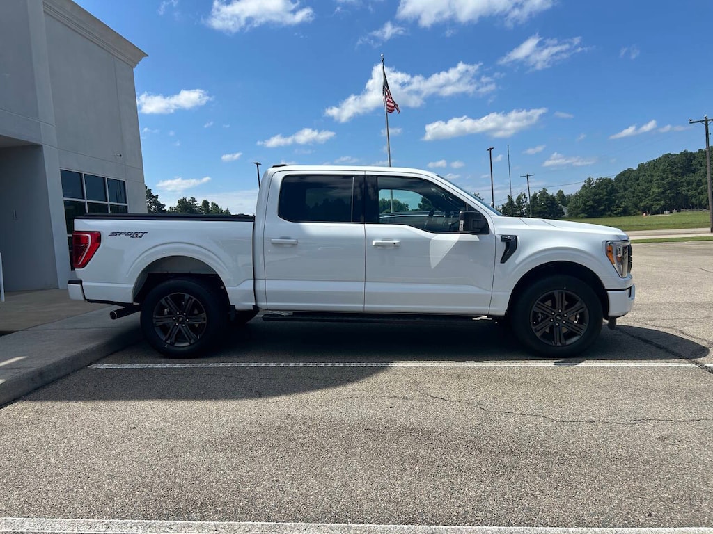 Used 2023 Ford F-150 XLT 4x4 4dr Supercrew 5.5 ft. SB Truck SuperCrew Cab