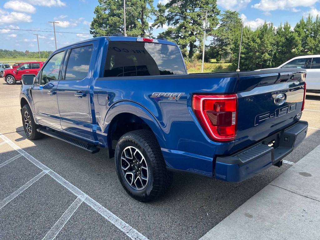 Used 2022 Ford F-150 XLT 4x4 4dr Supercrew 5.5 ft. SB Truck SuperCrew Cab