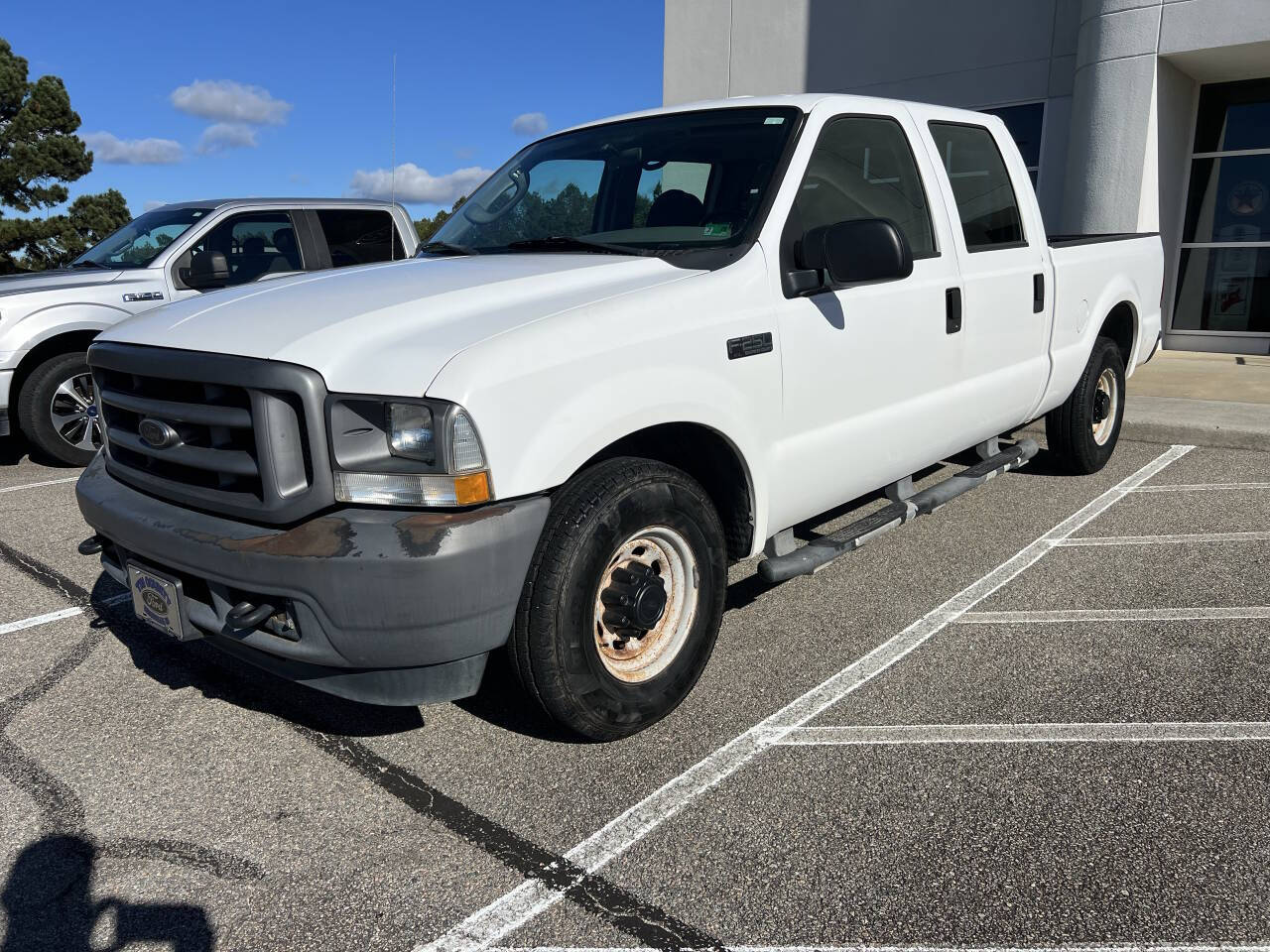 2004 Ford F-250 Super Duty XL's photo