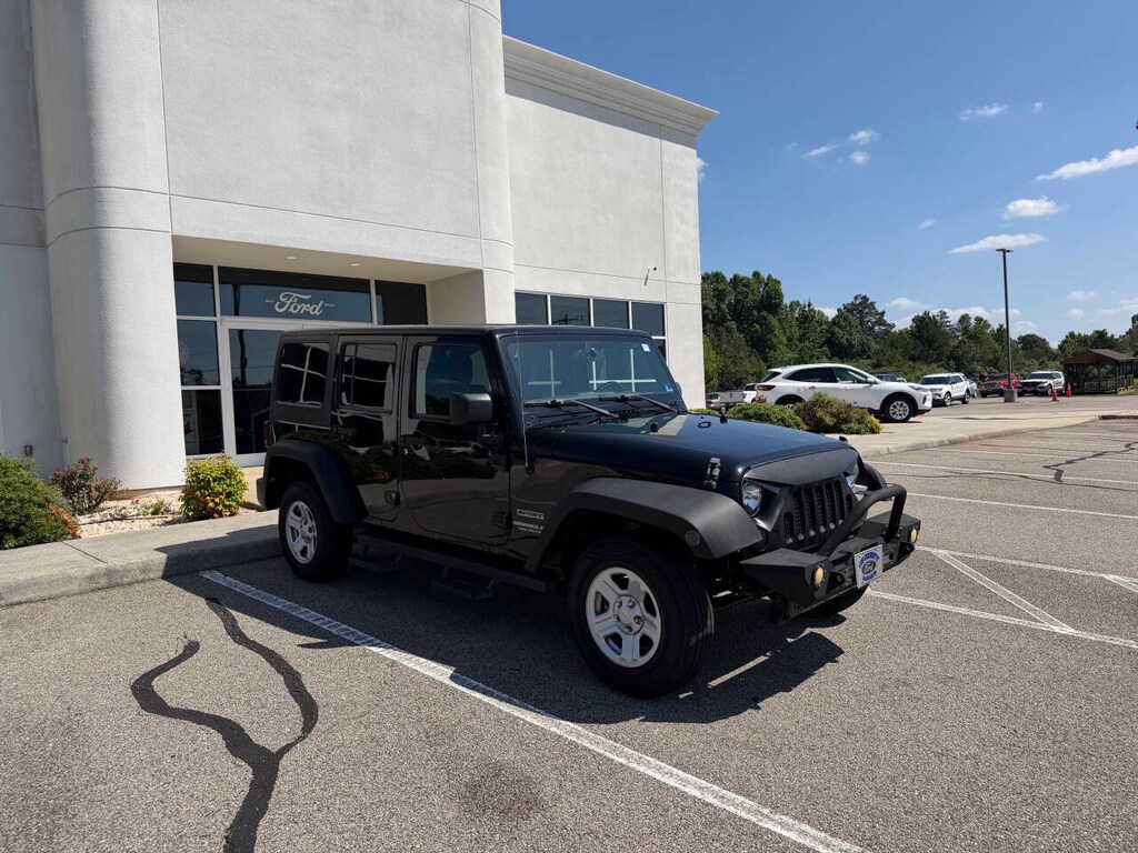 Used 2016 Jeep Wrangler Unlimited Sport 4x4 4dr SUV SUV
