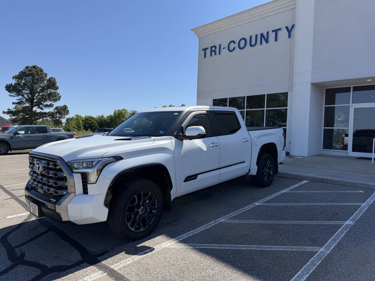 2024 Toyota Tundra Platinum Hybrid 4WD CrewMax 5.5' Bed's photo