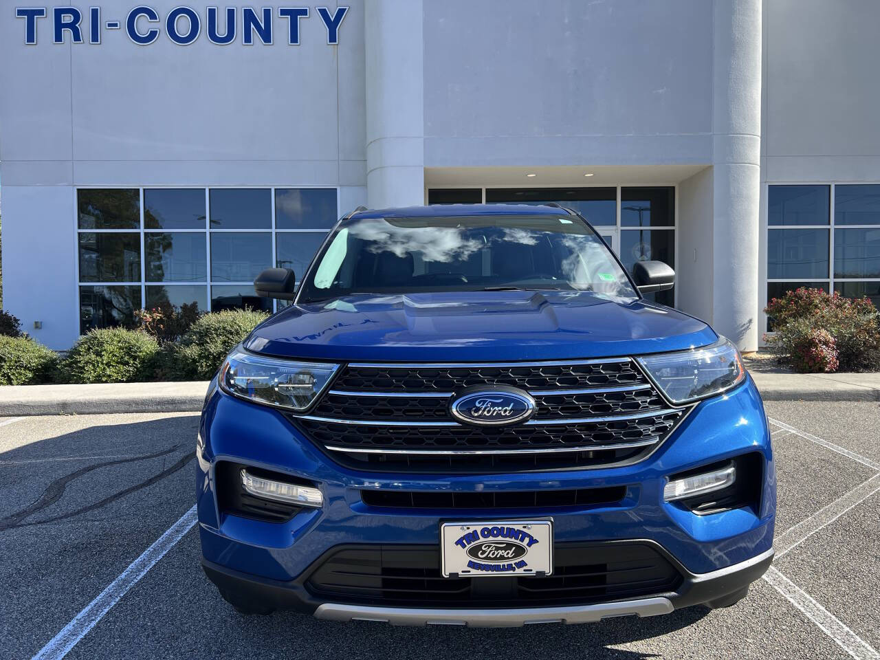 2022 Ford Explorer XLT photo 2