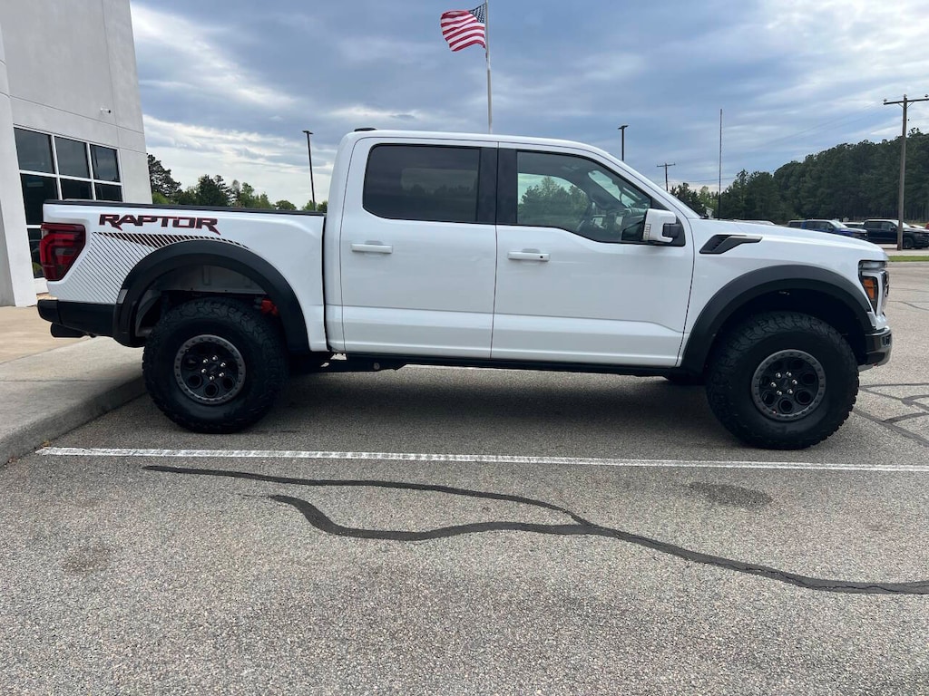 Used 2025 Ford F-150 Raptor 4x4 4dr Supercrew 5.5 ft. SB Truck SuperCrew Cab