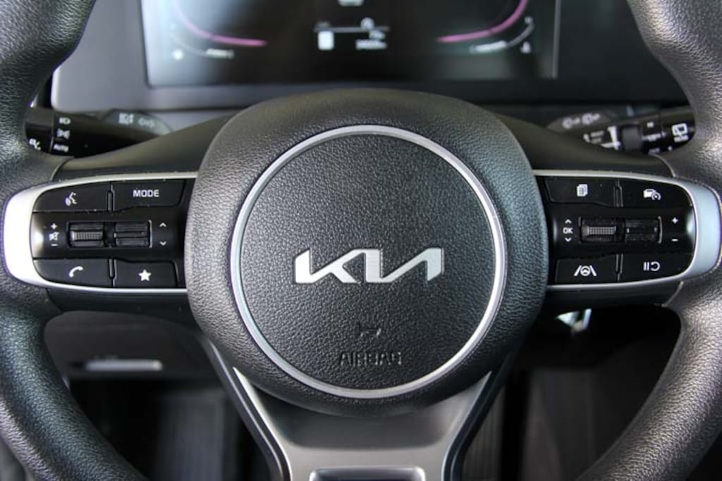 Used 2024 Kia Sportage LX Wagon