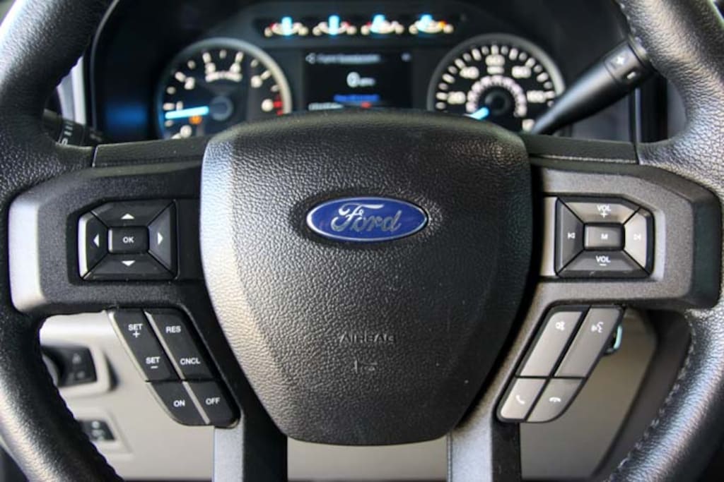 Used 2016 Ford F-150 XLT Cab; Super Crew