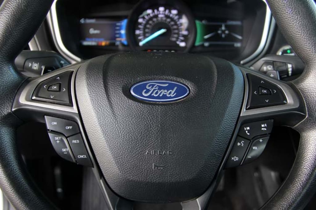 Used 2019 Ford Fusion SE Sedan