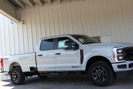 2025 Ford F-350 Cab; Crew