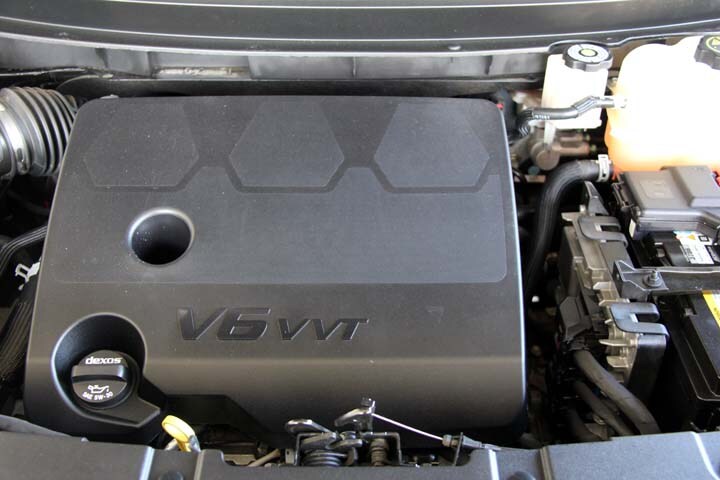 2022 Chevrolet Traverse LS photo 3