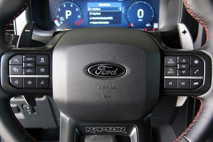 2025 Ford F-150 Raptor photo 4