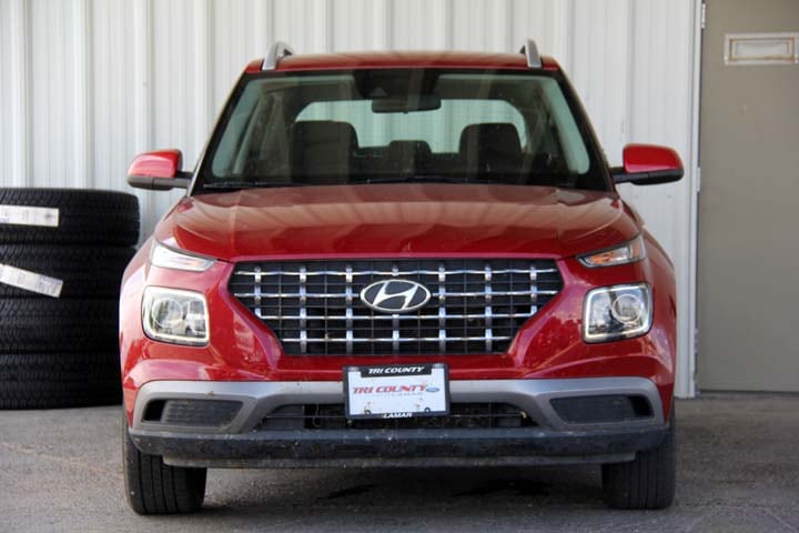 Used 2021 Hyundai Venue SEL with VIN KMHRC8A32MU078005 for sale in Lamar, CO