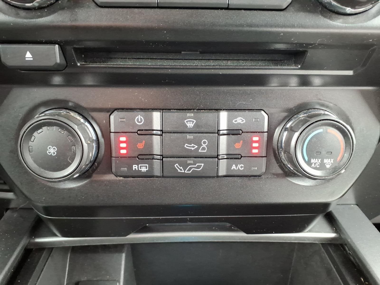 2017 Ford F-150 XLT - Photo 19