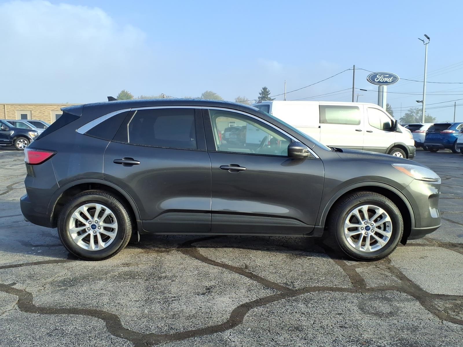 Used 2020 Ford Escape SE with VIN 1FMCU0G64LUB64761 for sale in Oak Harbor, OH