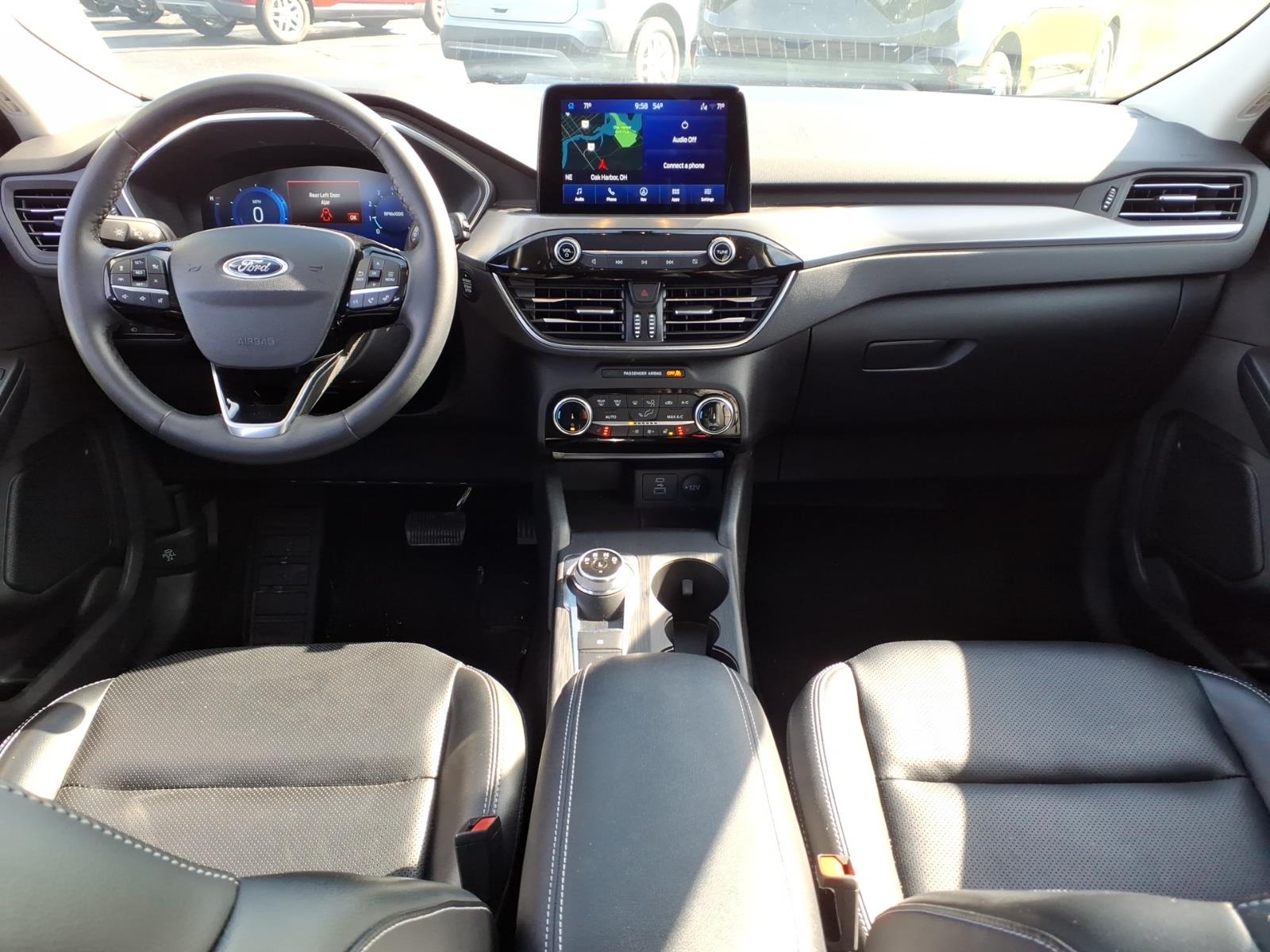 2022 Ford Escape Titanium - Photo 9