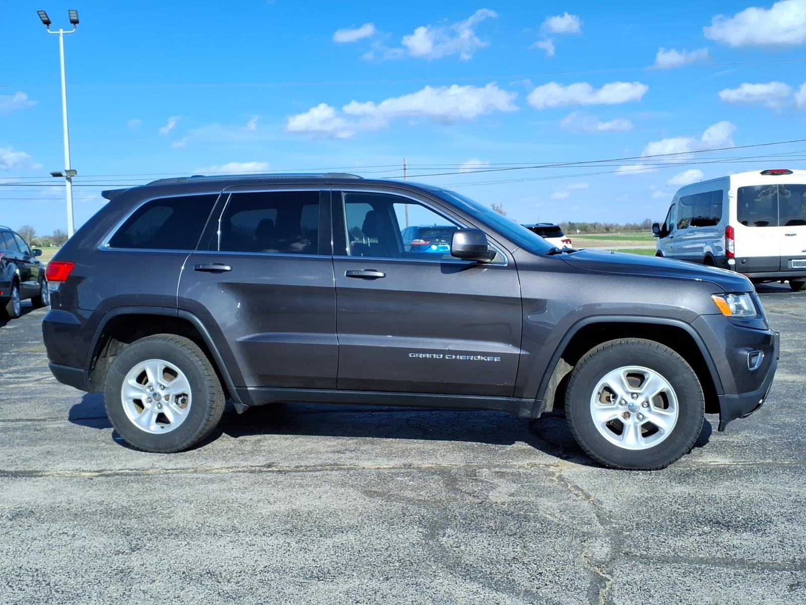 Used 2015 Jeep Grand Cherokee Laredo E with VIN 1C4RJFAG0FC943399 for sale in Oak Harbor, OH