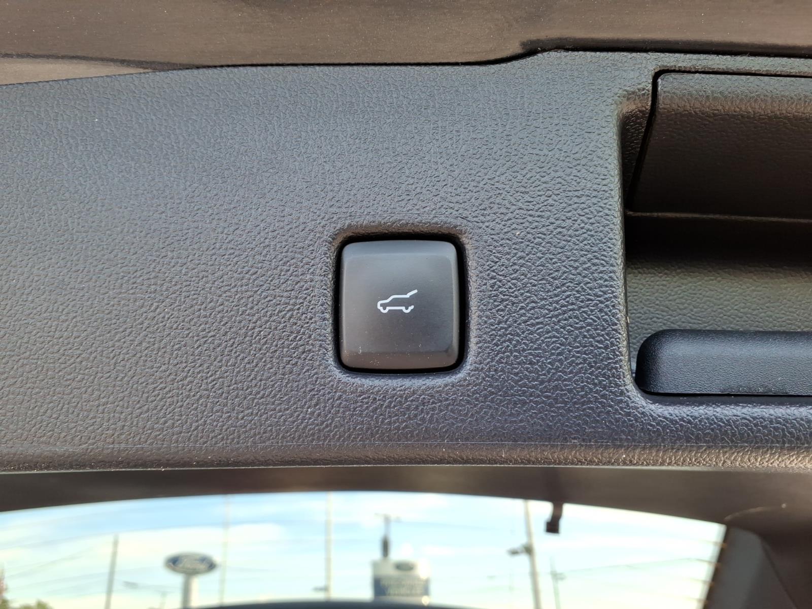 2022 Ford Escape Titanium - Photo 13