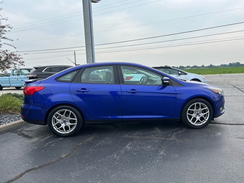 Used 2015 Ford Focus SE with VIN 1FADP3F22FL217134 for sale in Oak Harbor, OH