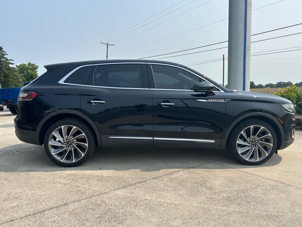 Used 2020 Lincoln Nautilus Reserve with VIN 2LMPJ8K91LBL03233 for sale in Oak Harbor, OH