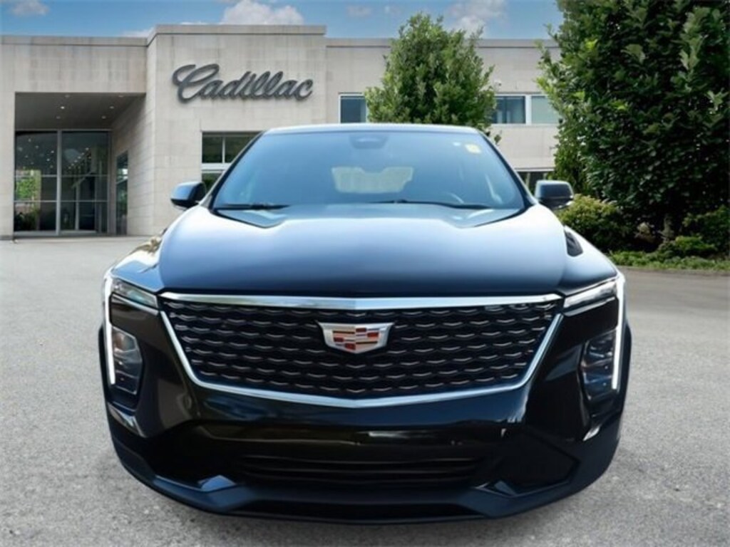 Used 2024 CADILLAC XT4 Luxury SUV