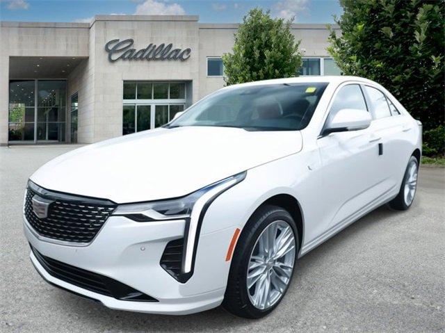 2022 Cadillac CT4 Premium Luxury photo 3