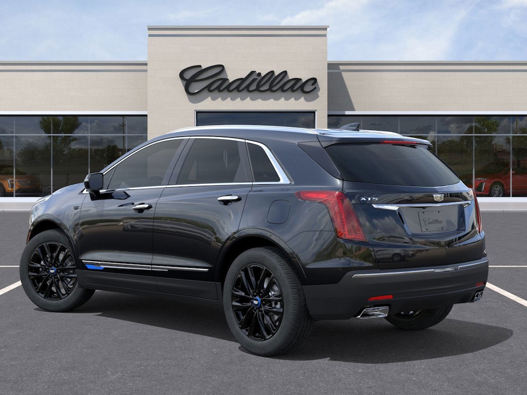 New 2026 CADILLAC XT5 Luxury SUV