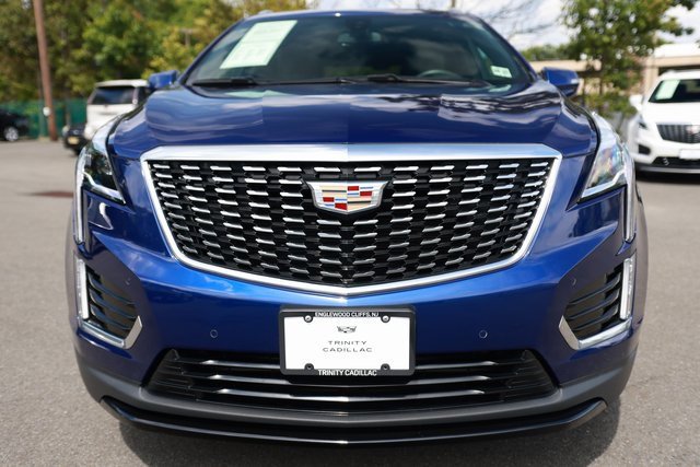 2023 Cadillac XT5 Luxury photo 2