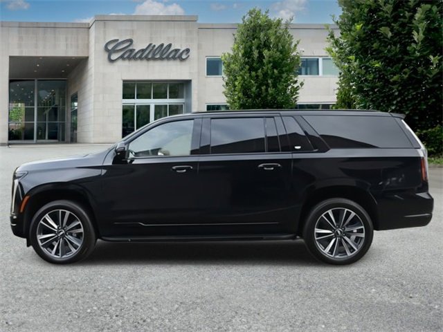 2025 Cadillac Escalade ESV Sport photo 2