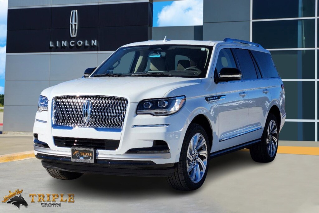 New 2024 Lincoln Navigator For Sale at Triple Crown Lincoln VIN