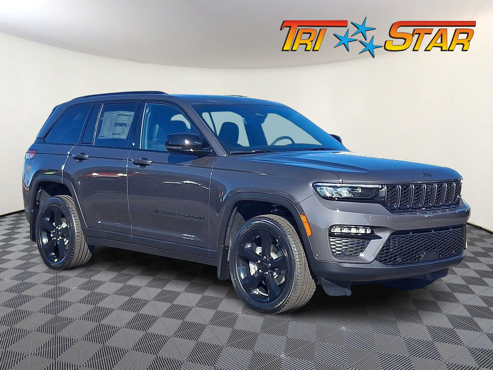 Used 2025 Jeep Grand Cherokee Limited SUV