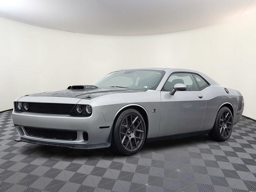 Used 2016 Dodge Challenger R/T Scat Pack Coupe