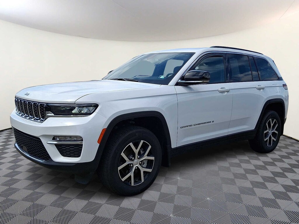 Used 2025 Jeep Grand Cherokee Limited SUV
