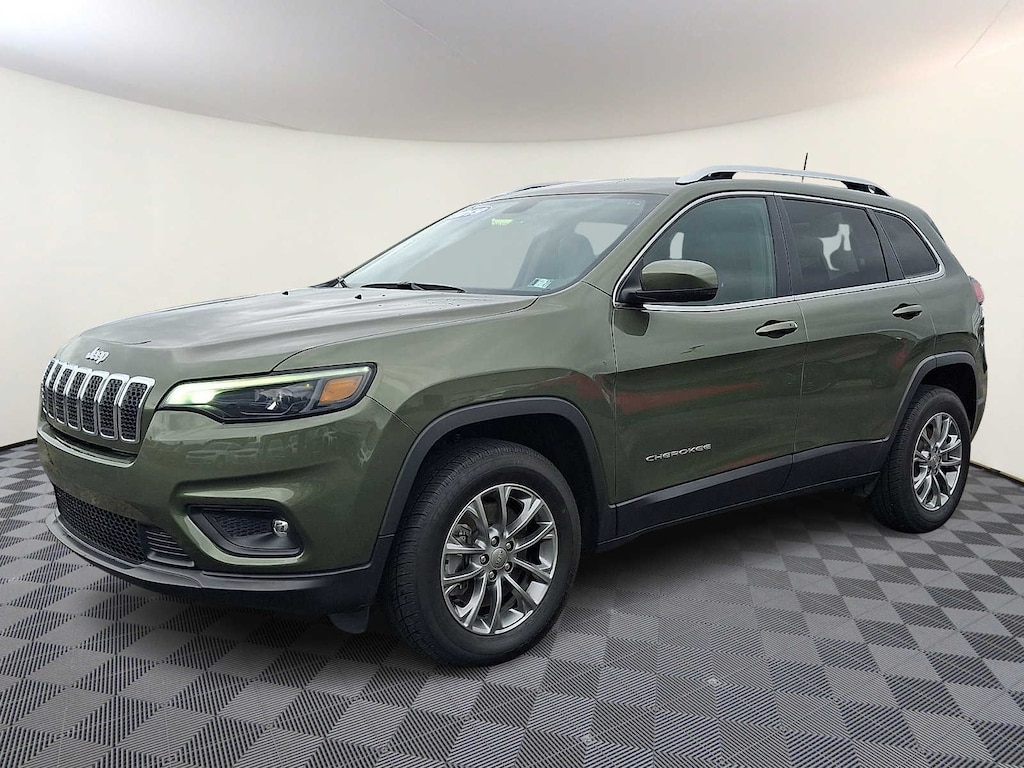 Used 2019 Jeep Cherokee Latitude Plus 4x4 SUV