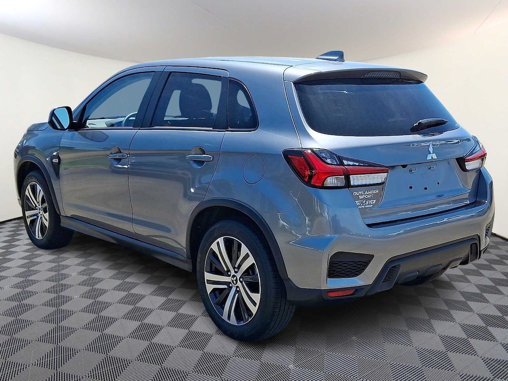 Used 2025 Mitsubishi Outlander Sport 2.0 ES SUV