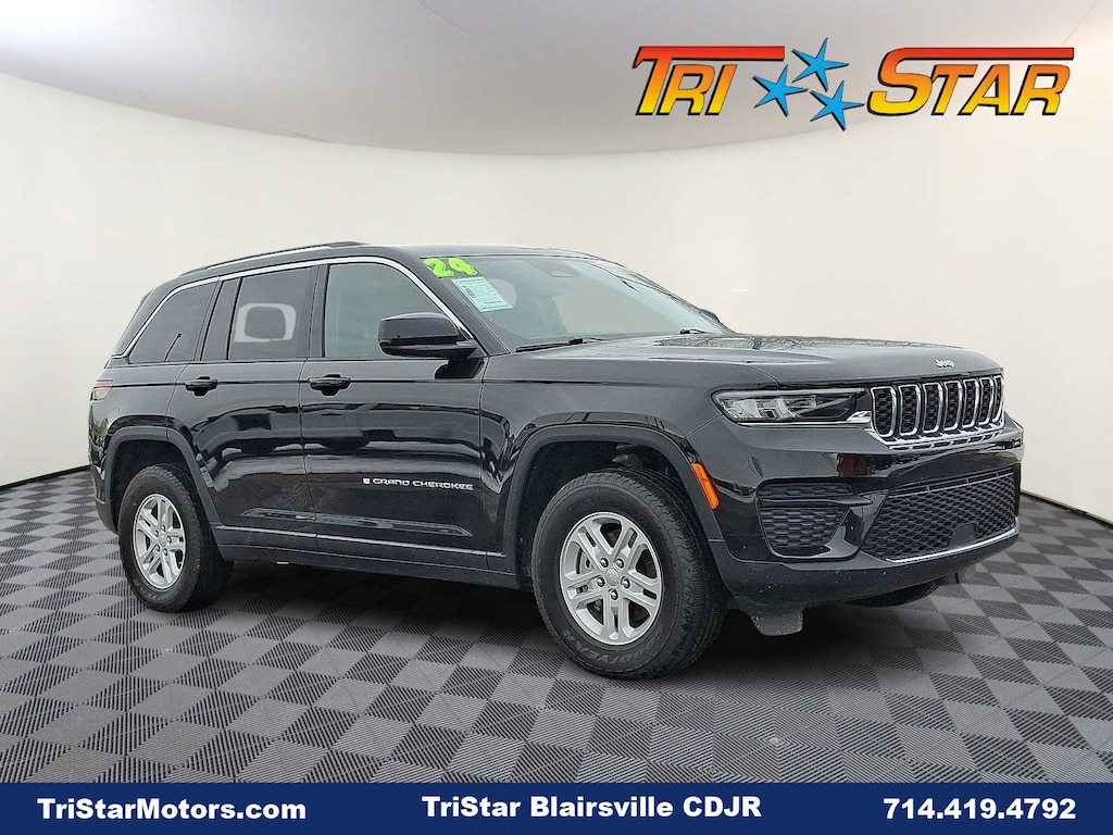 Used 2024 Jeep Grand Cherokee Laredo SUV