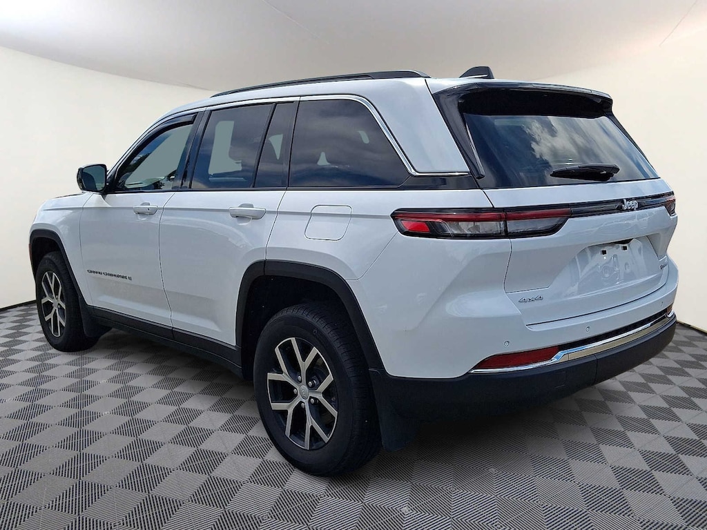 Used 2025 Jeep Grand Cherokee Limited SUV